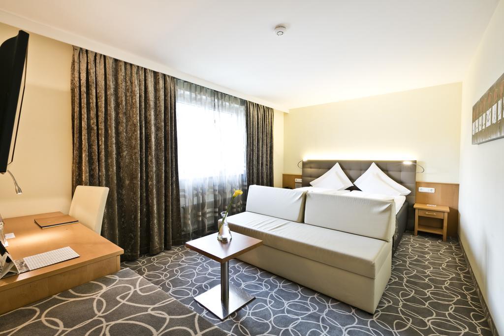 Stadthotel Goldenes Schiff Bad Ischl Eksteriør bilde